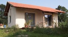 Un arhitect din Brasov construieste case de 1.000 euro. Cum arata locuintele din paie, extrem de populare in Norvegia