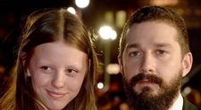 Starul din Transformers, Shia Labeouf si iubita lui s-au casatorit in secret. Vezi cum arata sotia actorului