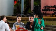 Atmosferă incendiară la Love Island. Bombshell-ul Suprem își face apariția la cina festivă a concurenților. Cine este tânăra și ce legătură are cu Andrei: „Vrei să-ți fac cunoștință cu toată lumea”