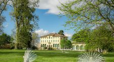 Un nou jaf de proporții la muzeu! Hoții au deschis ușa cu o rangă și au furat tablouri de Matisse, Renoir și Cezanne, în valoare de 10 milioane