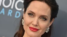 Ea este noua sosie a Angelinei Jolie. Asemănarea este izbitoare