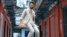 Bogdan Ioan lansează Do It Like Jackson, piesă în al cărei videoclip apar în premieră soția și fiica sa