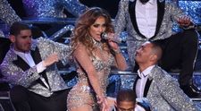 Antrenoarea a recunoscut. Ce face, de fapt, Jennifer Lopez, pentru a arata ca o pustoaica la 47 de ani