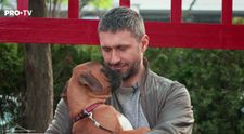 VIDEO Dragoș Bucur și-a adus ajutoare pe șantier. „Să nu mai lași pe nimeni să te mângâie”