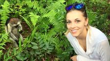 Andreea Ibacka, sexy precum un model în fotografii în care apare în costum de baie