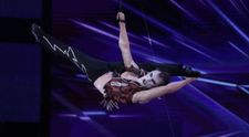 Lucian Răducanu, vampirul-acrobat care a bântuit scena de la ”Românii au talent”, sezonul 9 suprem!