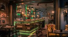 Este greu de crezut, dar exista in Romania. Un bar din Cluj-Napoca in topul celor mai frumoase din lume