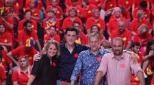 Romania, jos palaria! are un debut fierbinte in aceasta seara, de la 21:30! Numai la PROTV!