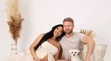 Triunghi amoros controversat și o sarcină neașteptată! O celebră vedetă de televiziune din SUA a anunțat că este gravidă cu un actor român, deși este căsătorită cu un alt bărbat