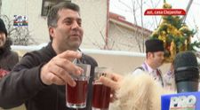 Colindatorii Happy Hour i-au gasit ginere Margheritei, fata Clejanilor! Vezi ce colinde le-au cantat