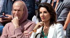 Zinedine Zidane, la 50 de ani. Cum a pozat în vacanță alături de familie