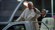 Vești de la Vatican: Papa Francisc trebuie să „reînveţe să vorbească”. Suveranul Pontif va apărea în public după 5 săptămâni de spitalizare