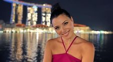 Corina Caragea, despre experiența trăită în vacanță. „Am stat într-o debara în Singapore, cu cea mai ciudată priveliște din duș”