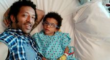 Kamara strânge bani pentru tratamentul fiului său bolnav. „Leon e un campion”