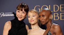Două actrițe frumoase și celebre  au șocat la Golden Globes 2025 cu ținutele lor drept Cel Mai Prost Îmbrăcate! Una din acestea a fost întrebată dacă e la o petrecere în pijamale
