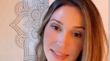 A aranjat o partidă de sex în trei de ziua soțului ei, iar apoi și-a dat seama că e lesbiană
