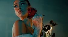 Sonja, fostă concurentă la Vocea Olandei, a lansat melodia „Runaway”