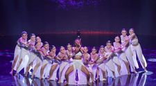 Românii au talent 2023: Fetele de la Black Widow au hipnotizat jurații cu dansul lor: 