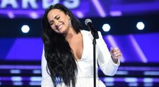 Demi Lovato, întâlnire amoroasă cu rapperul Machine Gun Kelly? „Sunt doar prieteni”
