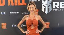 Tina Louise, poză incediară pe Instagram. Modelul s-a fotografiat într-un body complet transparent