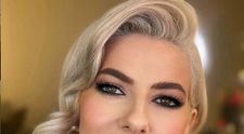 Cât de frumoase sunt surorile Lidiei Buble! Cum s-a pozat artista alături de acestea?