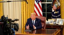 Donald Trump susține că ia hidroxiclorochină de două săptămâni, preventiv anticoronavirus