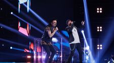 Confruntări Vocea României, 14 noiembrie 2025. Cel mai așteptat moment al serii este aici! Haris Zindani și Adrian Cârciova au combinat piesa lui Bruno Mars cu cea a lui Johnny Romano, „Na janau”, iar rezultatul a fost de senzație. Cu cine a mers mai departe Irina Rimes