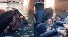 VIDEO Cum au reușit câțiva turiști în Veneția să răstoarne o barcă cu tot cu gondolier