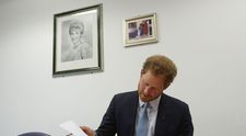 Prințul Harry își scrie memoriile. Când va fi lansată cartea dedicată “omului care am devenit”