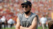Ashton Kutcher a ajuns de două ori la spital: ”Fantoma lui Steve Jobs îmi bântuie pancreasul”