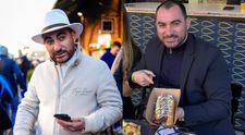 Cât câștigă un angajat la restaurantul lui Pescobar în fiecare lună. Omul de afaceri le oferă și procent din încasări. Mai mult, angajații săi primesc zilnic o sumă de bani doar pentru că vin la muncă