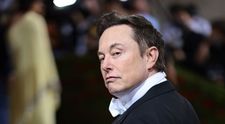 Apropierea dintre Elon Musk și Angelina Jolie. Cei doi ar fi avut o idilă în 2017