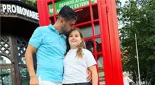 După o lungă absență, Marius Elisei a fost surprins alături de Isabela. Ce gest a făcut bărbatul față de fiica lui și a Oanei Roman, în plină stradă