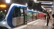 Un bărbat de 41 de ani a murit după ce s-a aruncat în fața metroului la Piața Unirii
