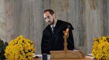 Povestea tânarului clujean care a lasat preoția pentru ,,tigaie”. 