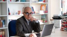 Augustin Drăgan, proprietarul librăriilor Diverta, intră în seara aceasta sub acoperire! „Este ineficient și frustrant ce facem acum!”