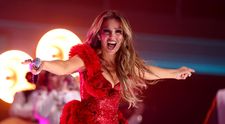 Thalia a divizat internetul după show-ul de la gala Billboard! Regina telenovelor i-a uluit pe fani cu frumusețea ei, însă a fost ridiculizată pentru prestația muzicală: „Ce playback evident. Se vede că nu-i pasă deloc”