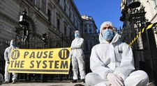 Marea Britanie ia măsuri anti coronavirus ca în vreme de război: se așteaptă ca 80 % din populație să se îmbolnăvească