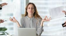 Cum să te concentrezi la locul de muncă. 5 metode prin care să reducem stresul și să ne îmbunătățim concentrarea