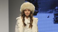 La 3 ani debuta ca model international. Cum arata Kristina Pimenova, una dintre cele mai celebre fetite din lumea modei