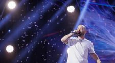 Nicu Florea a revenit pe scena Românii au talent, iar ce a urmat i-a lăsat pe toți mască. Andi Moisescu l-a aplaudat în picioare: „Deci astea sunt cele două momente care o să rămână veșnic în materie de hip-hop din 15 sezoane”