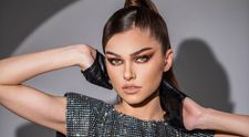Cum arată Theo Rose la aproape o lună de când l-a adus pe lume pe Sasha Ioan. Artista are o siluetă de invidiat