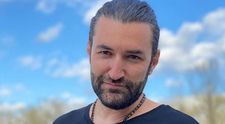 Smiley s-a lăsat tuns de Gina Pistol. Rezultatul este unul neașteptat