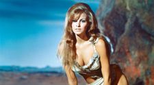 Legendara Raquel Welch a murit la 82 de ani. A fost una dintre marile frumuseți de la Hollywood
