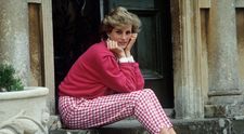 Cea mai cunoscută rochie a Prințesei Diana, rochia 