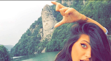 Maya, fetita Antoniei, prima zi de scoala. Imaginea care le-a topit inimile fanilor. Cum si-a pozat artista micuta