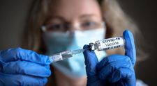 Informații noi oferite de cercetătorii din Israel după ce au vaccinat un număr important de oameni: 99,96% eficiență