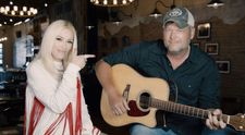 Gwen Stefani şi Blake Shelton s-au logodit. Cum arată inelul primit de artistă