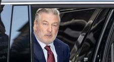 Alec Baldwin, primele declarații după accidentul rutier „înfricoșător” din Hamptons: "Mi-a tăiat calea cu un camion de gunoi uriaș. Am tras de volan"