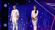 Românii au talent 2021: Duo Fătu a ridicat juriul în picioare cu momentul lor de acrobație 